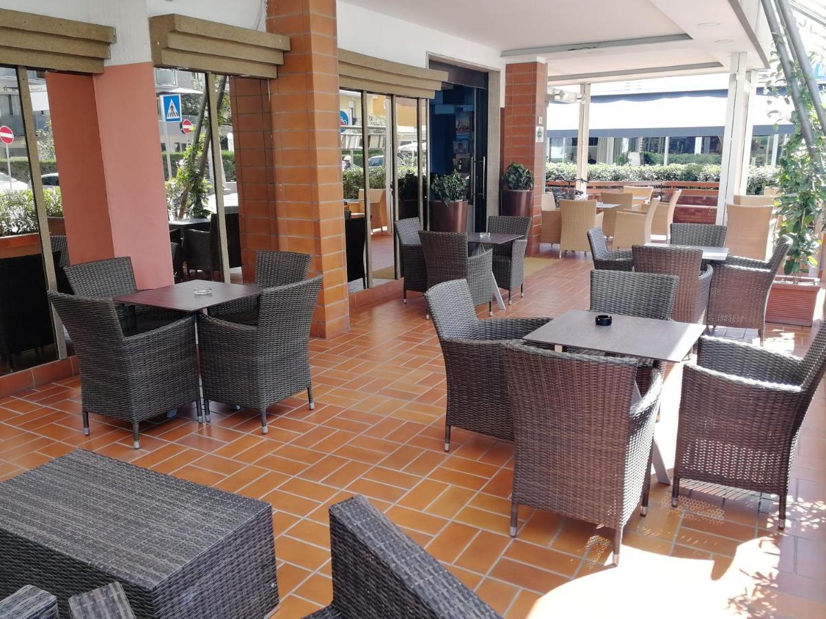Hotel Diplomatic ريتشوني المظهر الخارجي الصورة