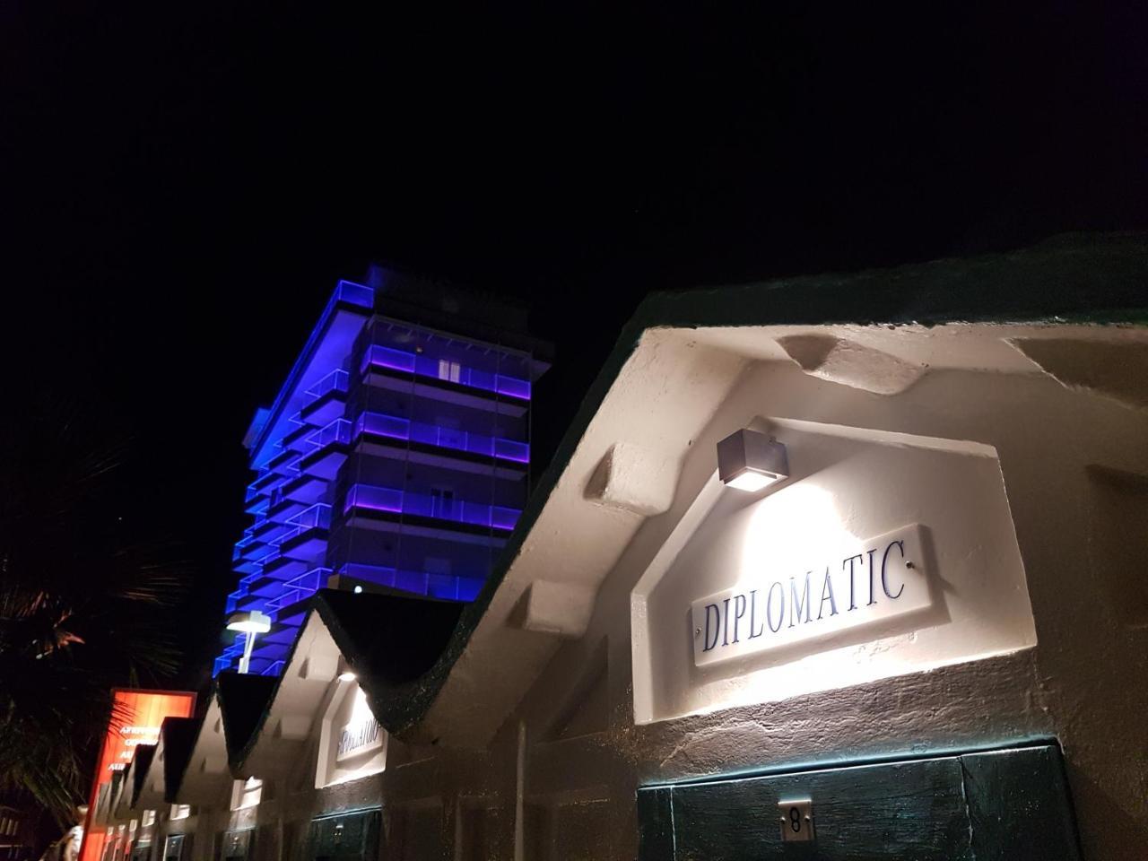 Hotel Diplomatic ريتشوني المظهر الخارجي الصورة